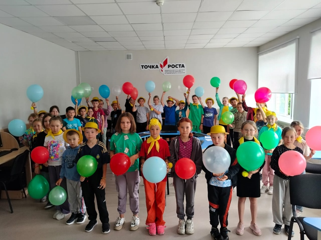 16 июня в пришкольном лагере дневного пребывания "Солнышко" прошел незабываемый день, посвященный 100-летию легендарного «Артека»!